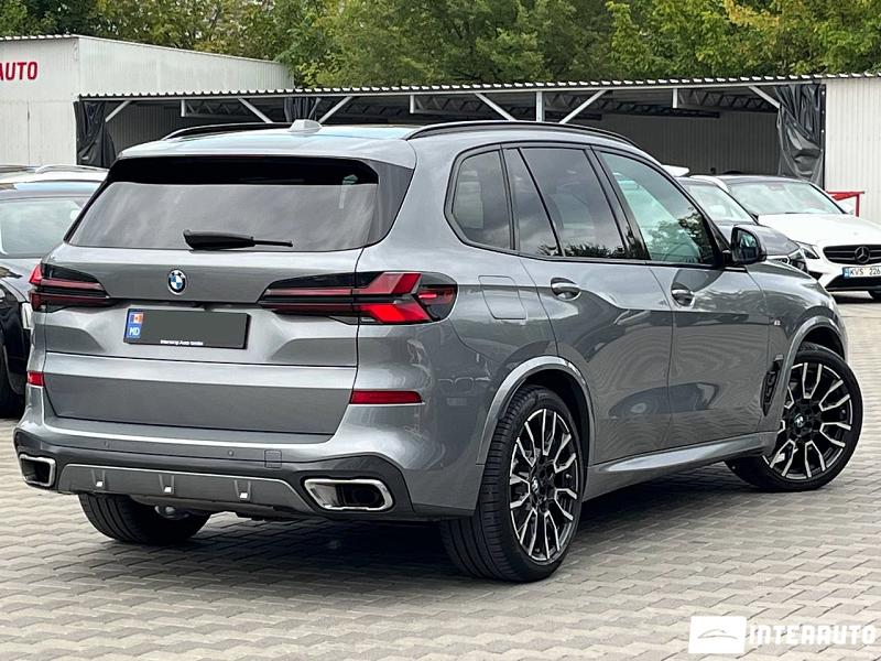 bmw X5 4.0D 2024