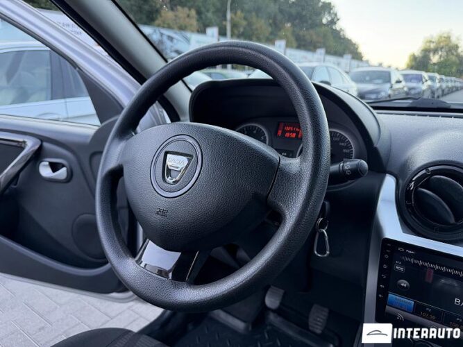 Dacia Duster 38 dacia Duster 2011