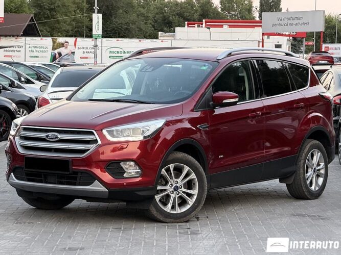 Ford Kuga 2017 doar la InterAuto