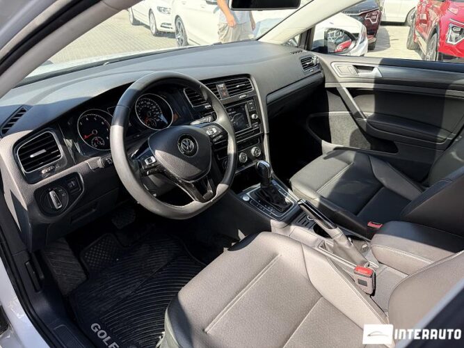volkswagen Golf 2020