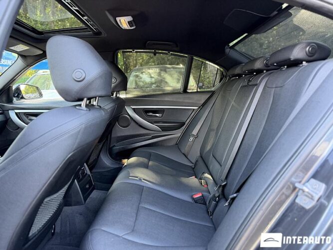 bmw 330E 2017