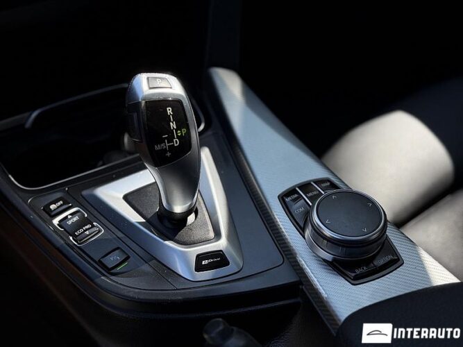 bmw 330E 2017