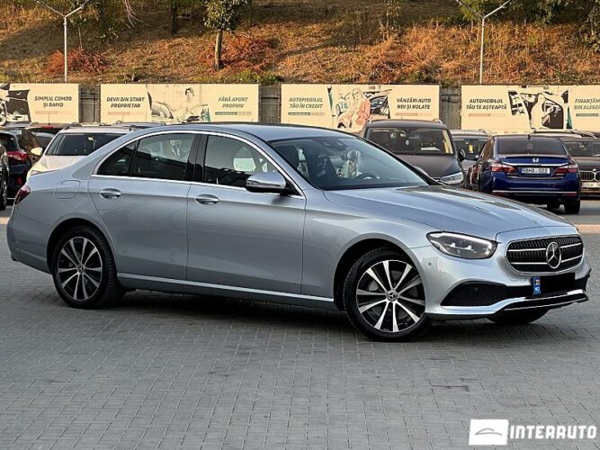 Mercedes E 300e 2022 doar la InterAuto