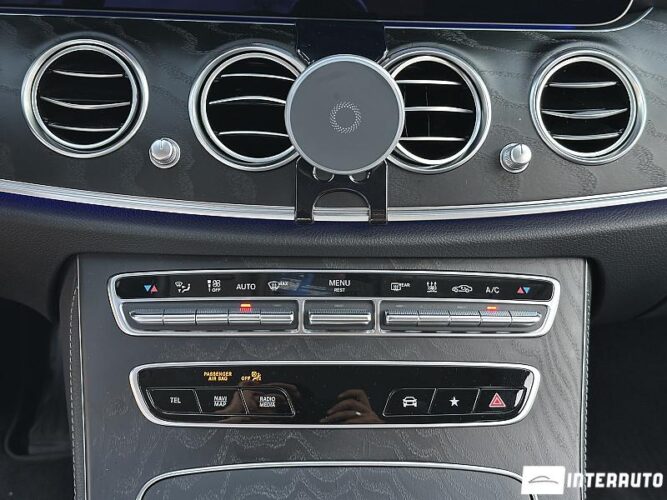 mercedes E 300e 2022
