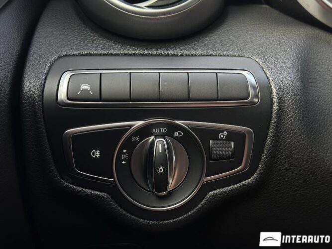 Mercedes C 220 44 mercedes C 220 2018