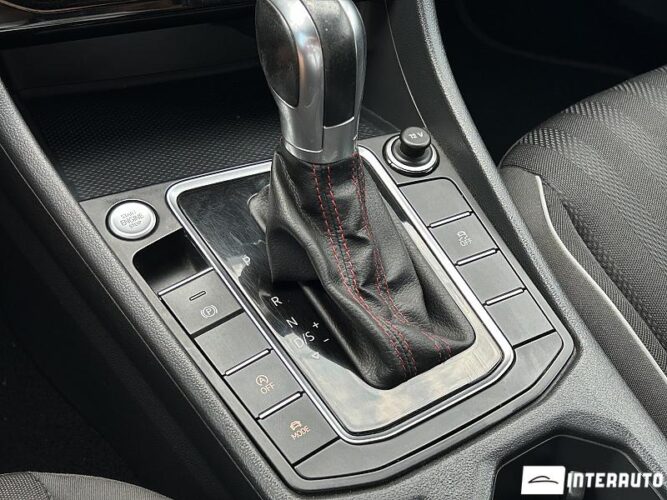 Volkswagen Jetta GLI 44 volkswagen Jetta GLI 2019