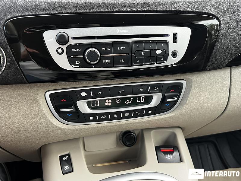 renault Scenic 2012