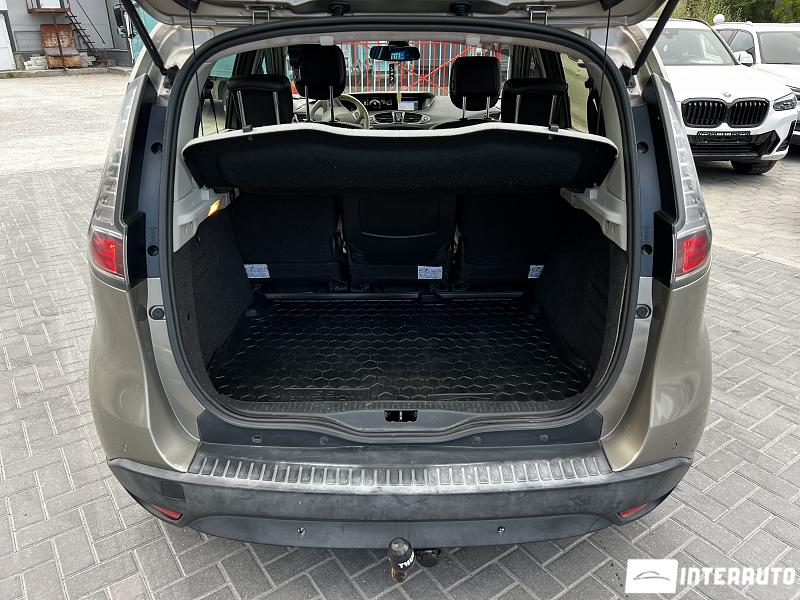 renault Scenic 2012