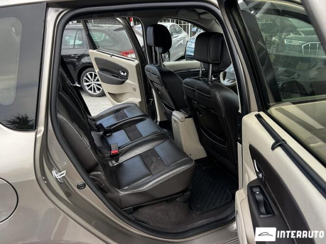 renault Scenic 2012