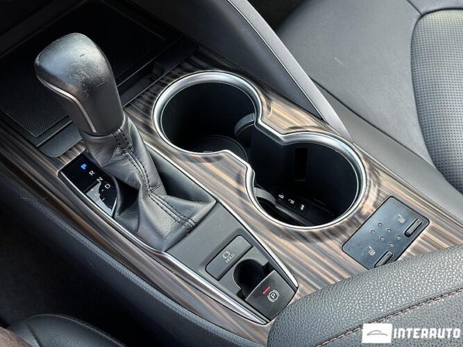 toyota Camry 2018
