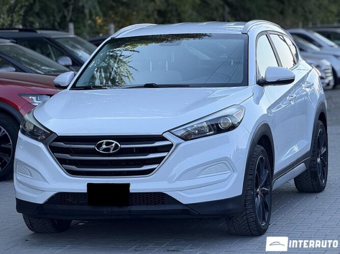 Hyundai Tucson 2017 doar la InterAuto