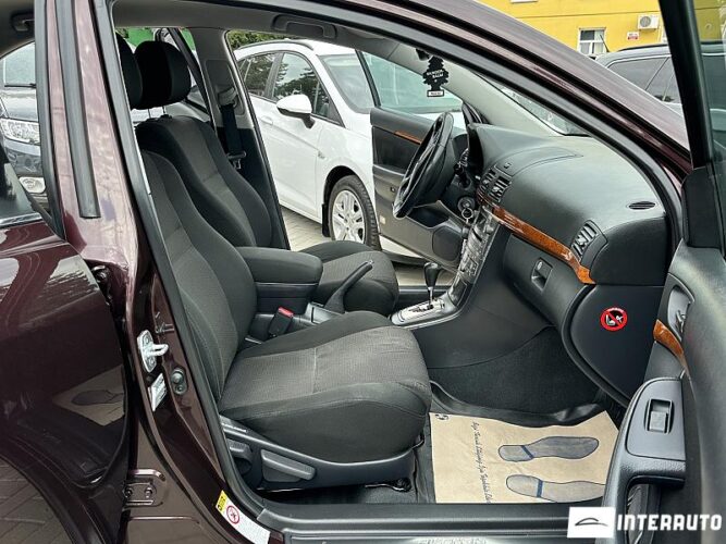 toyota Avensis 2008