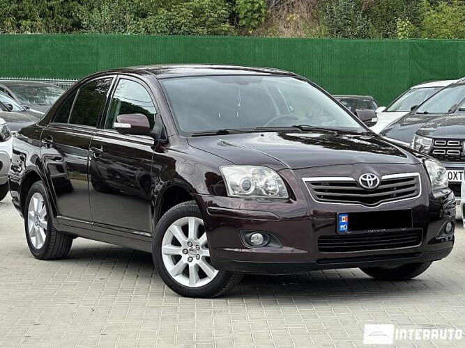 Toyota Avensis 2008 doar la InterAuto