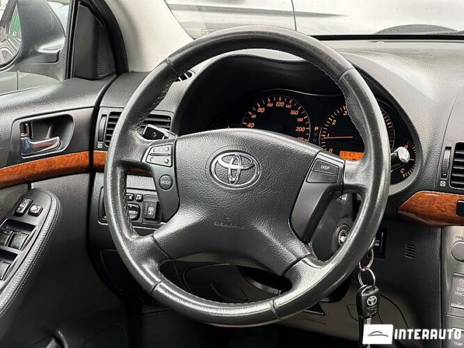 toyota Avensis 2008
