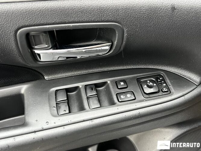 mitsubishi Outlander 2013