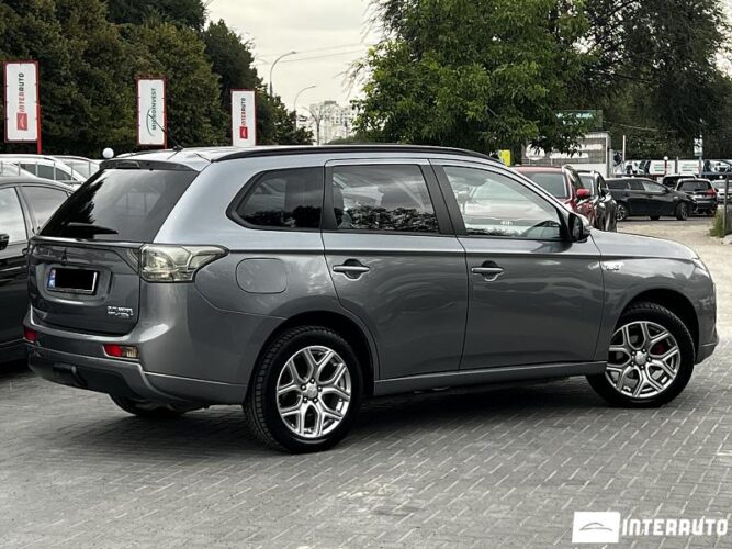 mitsubishi Outlander 2013