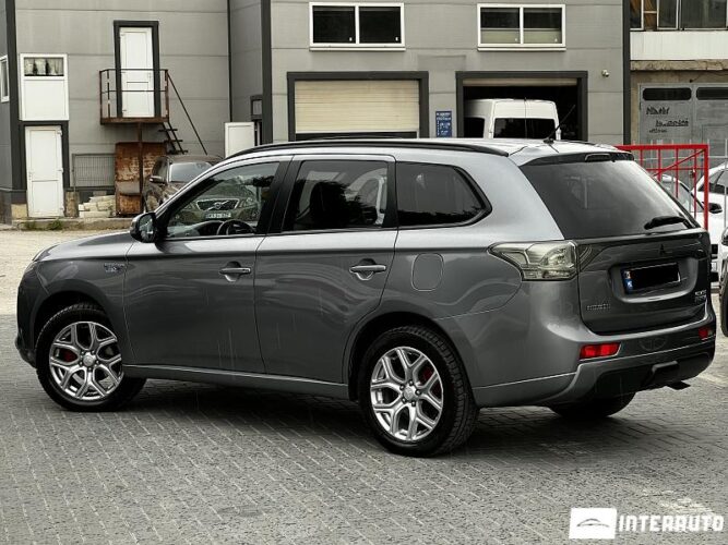 mitsubishi Outlander 2013