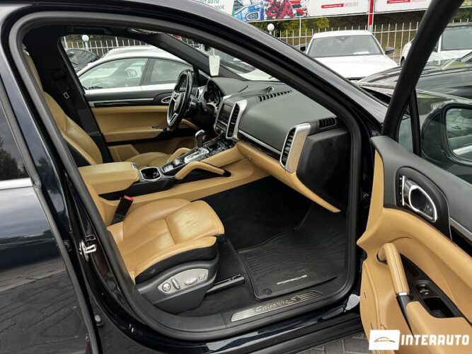 Porsche Cayenne E-Hybrid 41 porsche Cayenne E-Hybrid 2016