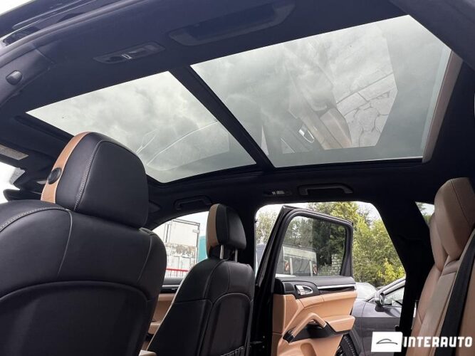 Porsche Cayenne E-Hybrid 54 porsche Cayenne E-Hybrid 2016