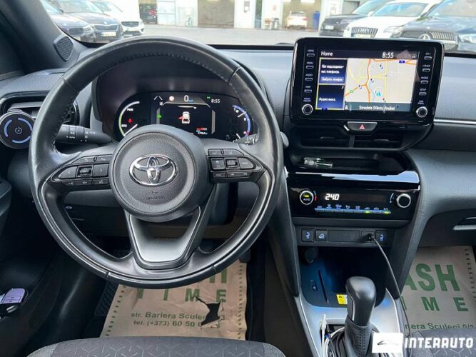 Toyota Yaris Cross 42 toyota Yaris Cross 2022