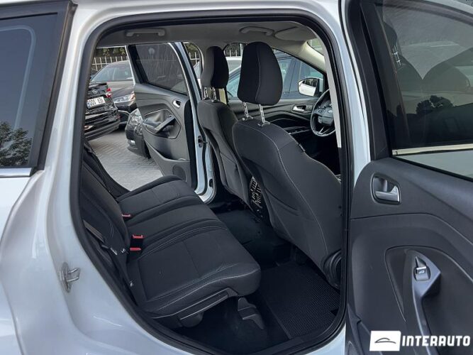 ford Kuga 2017