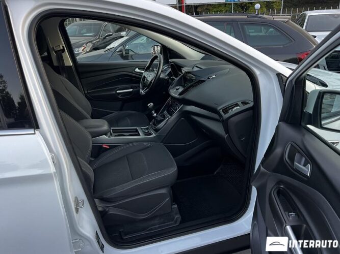 ford Kuga 2017