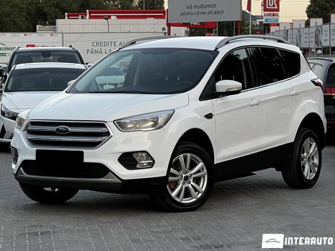 Ford Kuga 2017 doar la InterAuto
