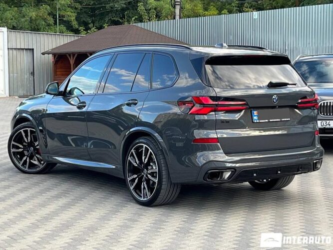 BMW X5 4.0i 40 bmw X5 4.0i 2024