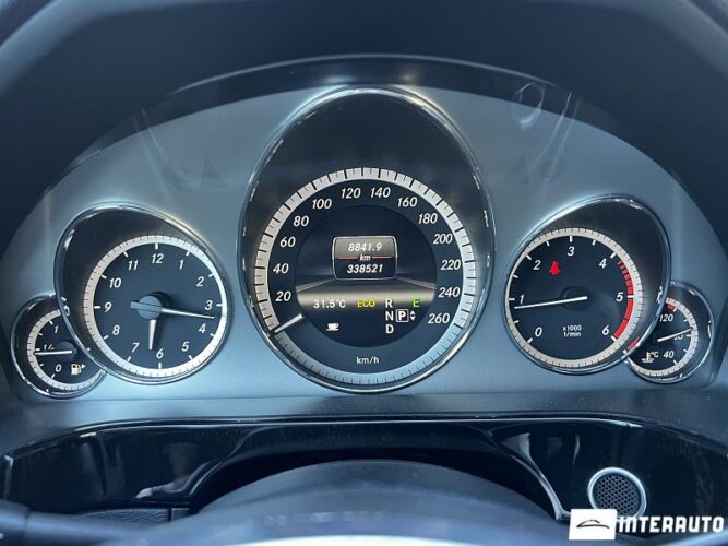 Mercedes E 220 39 mercedes E 220 2012