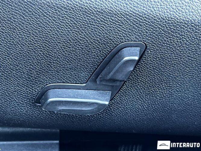 Mercedes E 220 43 mercedes E 220 2012