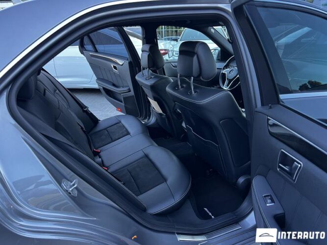 Mercedes E 220 37 mercedes E 220 2012