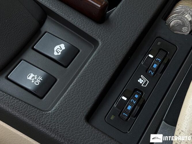 Lexus RX 450h 47 lexus RX 450h 2012