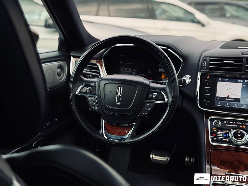 lincoln Continental 2018