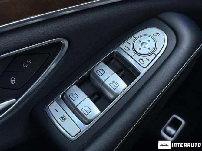 Mercedes S 300 52 mercedes S 300 2015