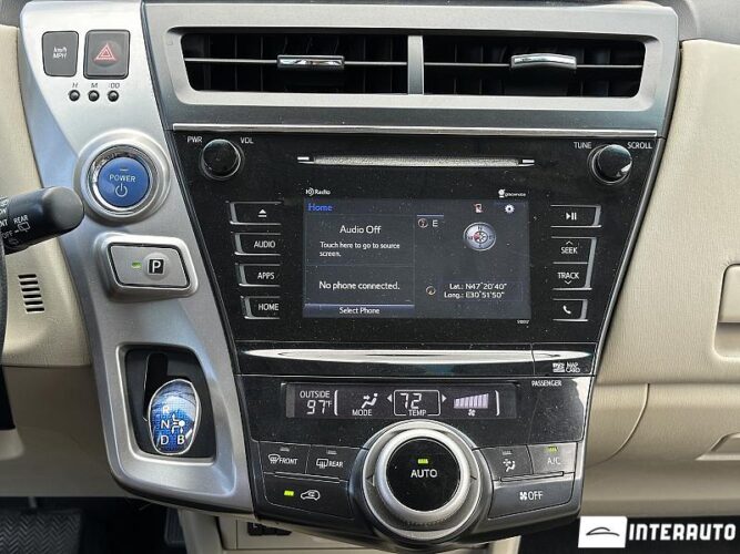 toyota Prius Plus / V 2016
