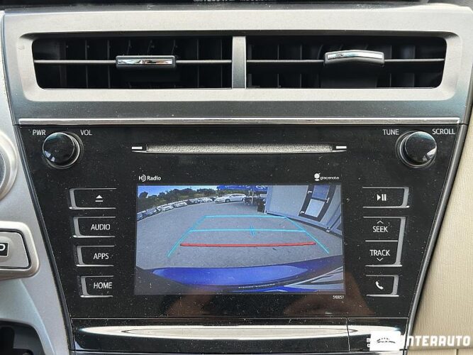 toyota Prius Plus / V 2016