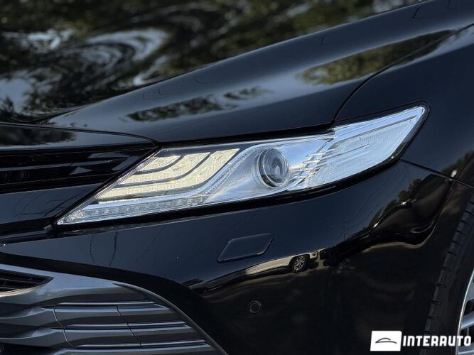 toyota Camry 2020