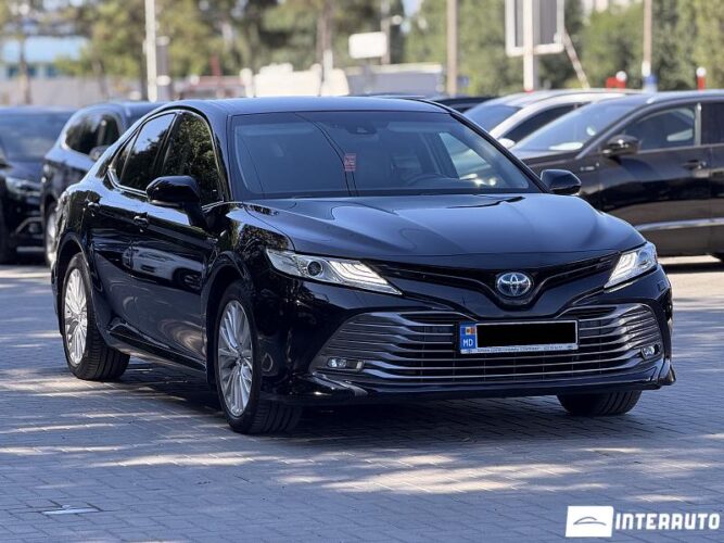 toyota Camry 2020