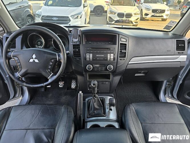 Mitsubishi Pajero 35 mitsubishi Pajero 2007