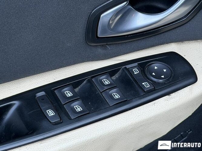 renault Grand Scenic 2009