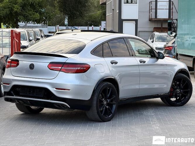 Mercedes GLC 43 AMG Coupe 33 mercedes GLC 43 AMG Coupe 2019