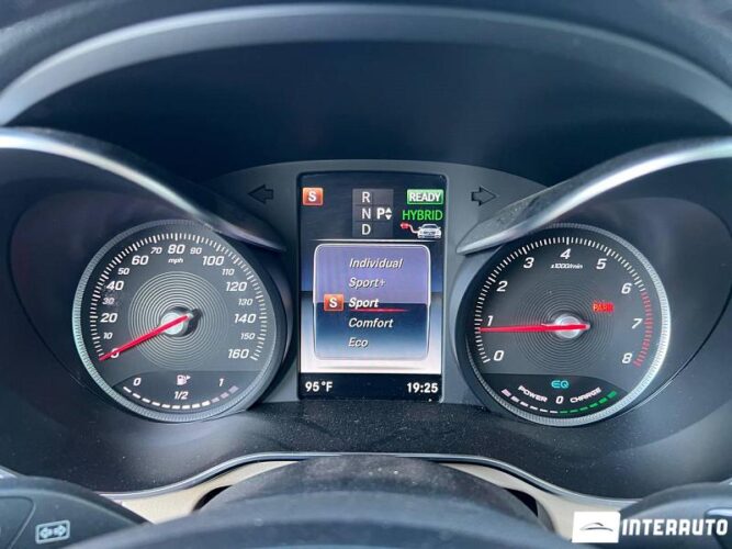 Mercedes GLC 350e 49 mercedes GLC 350e 2019