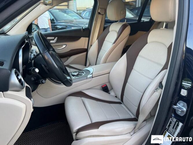 Mercedes GLC 350e 45 mercedes GLC 350e 2019