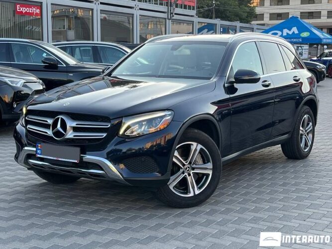 Mercedes GLC 350e 39 mercedes GLC 350e 2019