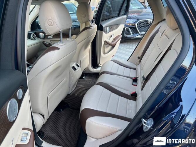 Mercedes GLC 350e 59 mercedes GLC 350e 2019