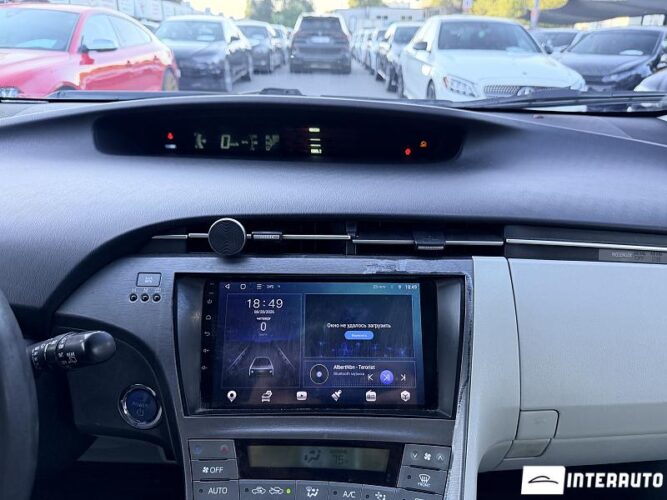 Toyota Prius 37 toyota Prius 2012