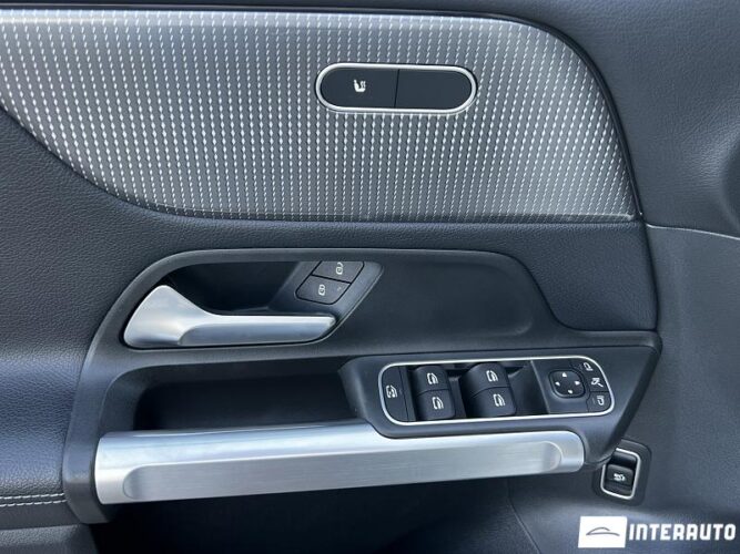 Mercedes GLB 200d 44 mercedes GLB 200d 2022