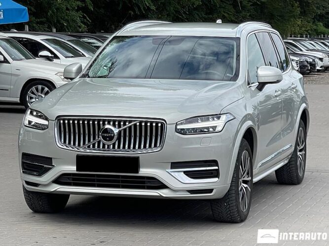 Volvo XC 90 2021 doar la InterAuto