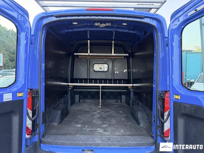 Ford Transit 2017 doar la InterAuto