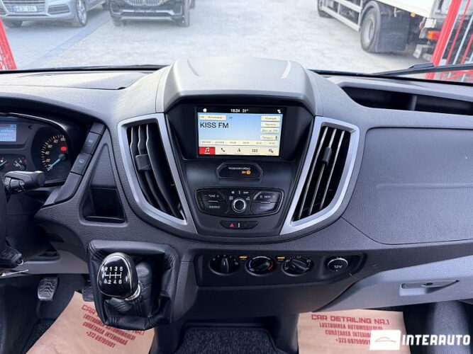 ford Transit 2017
